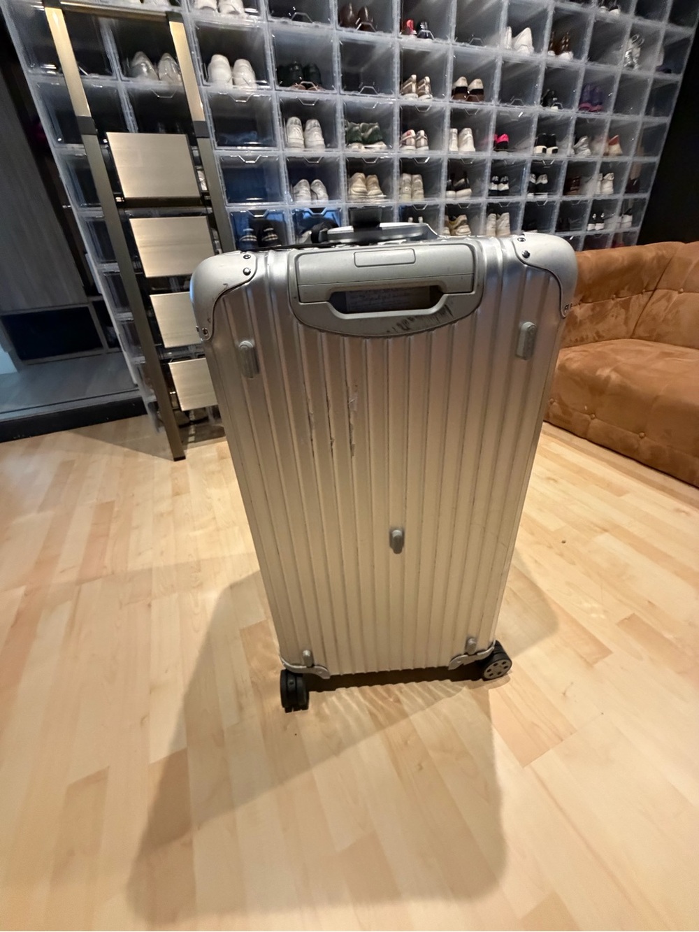 Subcategory Classification - Picture 4 of 11